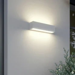 Aplique LED para exterior Lucande Lengo, 25 cm, blanca, luz hacia arriba/abajo,