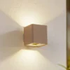 Aplique LED para exterior Lucande «Aaron», beige, IP54, luz hacia arriba/hacia