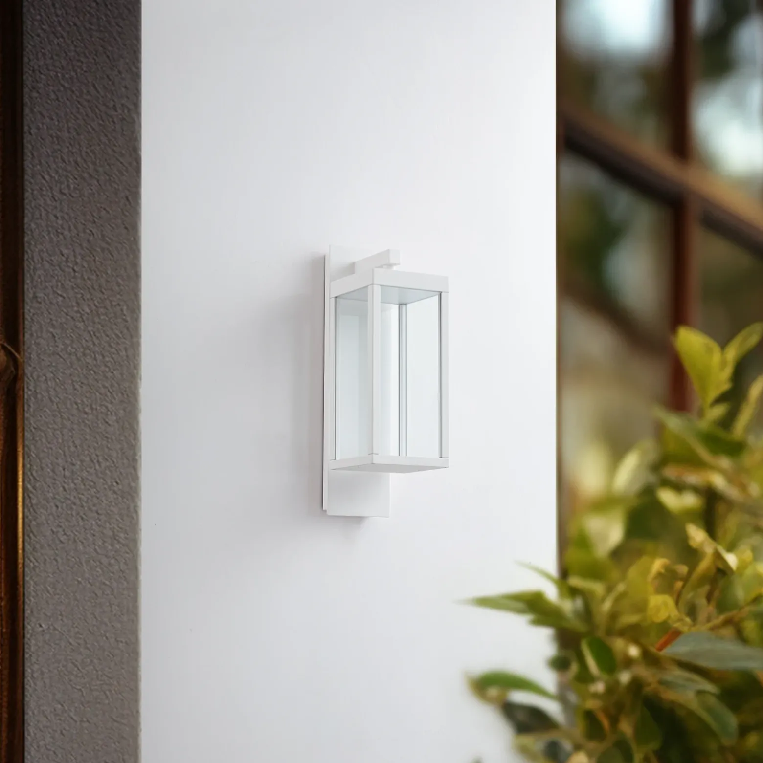 Aplique LED para exterior Lucande «Ferdinand», blanca, de metal, 38 cm
