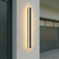 Aplique LED para exterior Lucande Ilora, negra, 100 cm, CCT, IP65