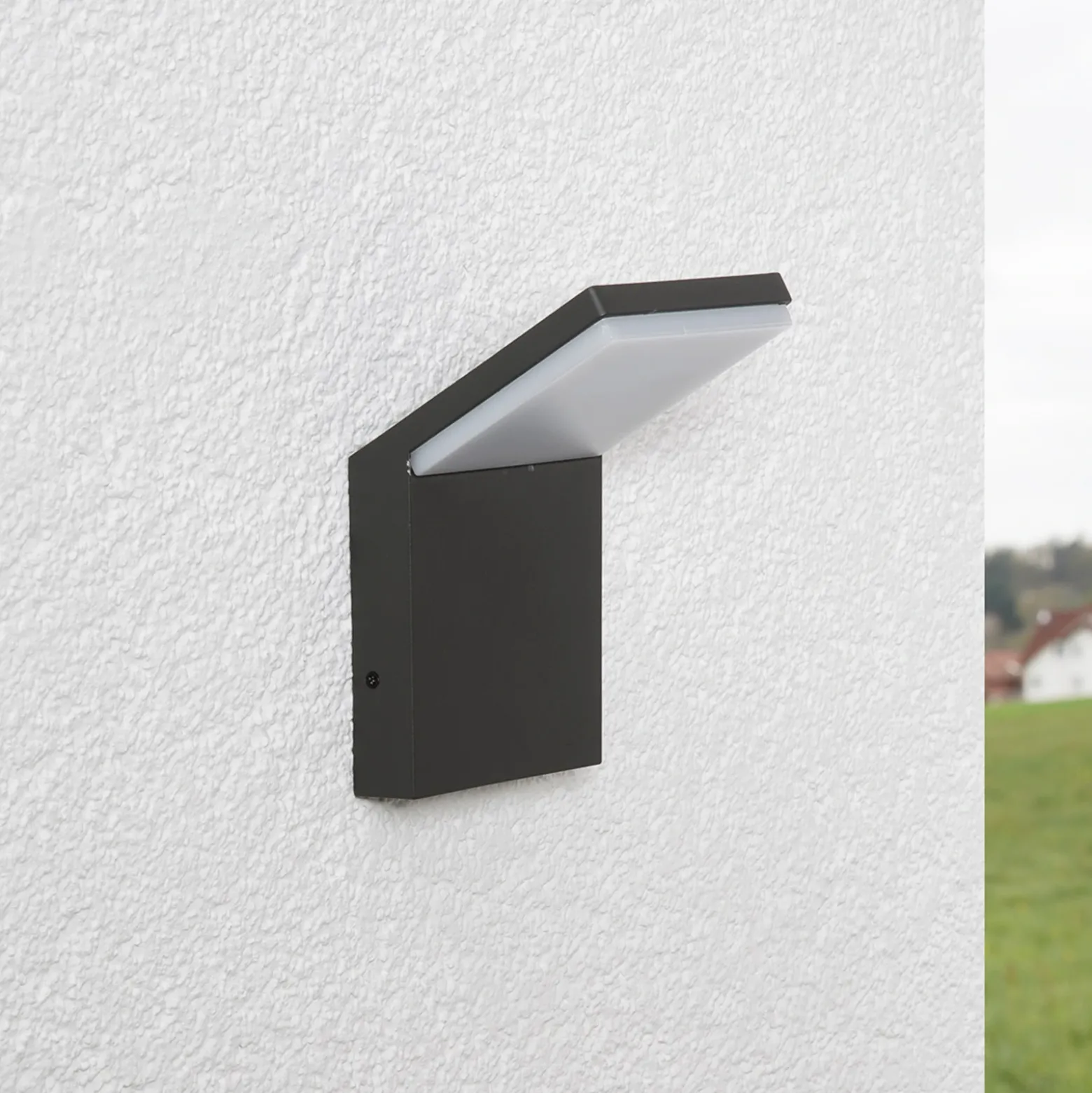 Aplique LED para exterior Lucande Nevio, 17 cm, antracita, aluminio