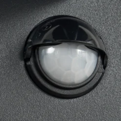 Aplique LED para exterior Lucande Montaro, color antracita, IP54 con sensor