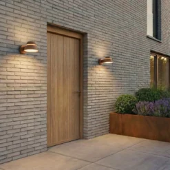 Aplique LED para exterior Lucande Moena, marrón, metal, IP44