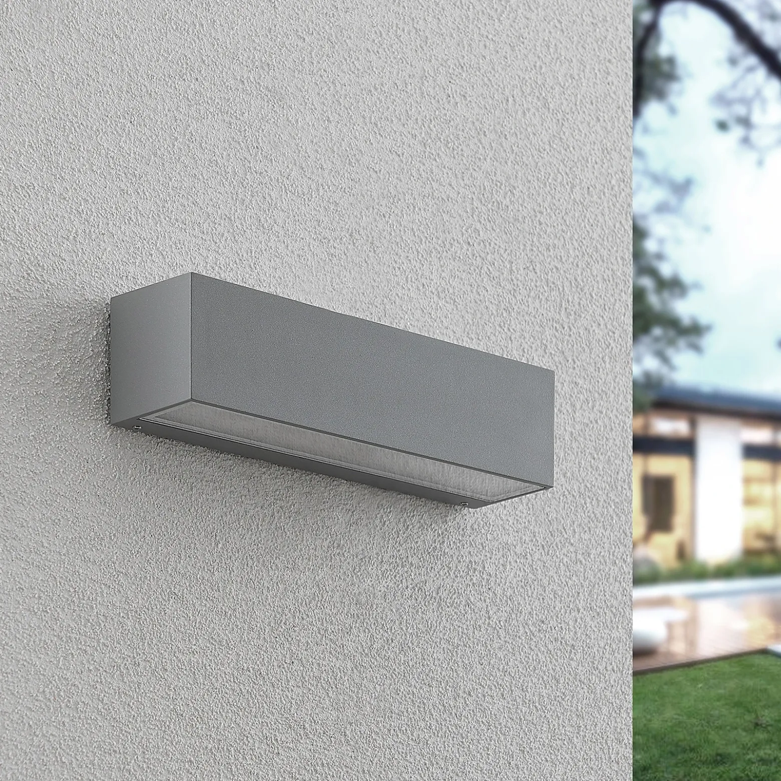 Aplique LED para exterior Lucande Lengo, 25 cm, plateada, luz hacia arriba y