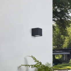 Aplique LED para exterior Lucande Merjem, 10 cm, arriba/abajo, IP54