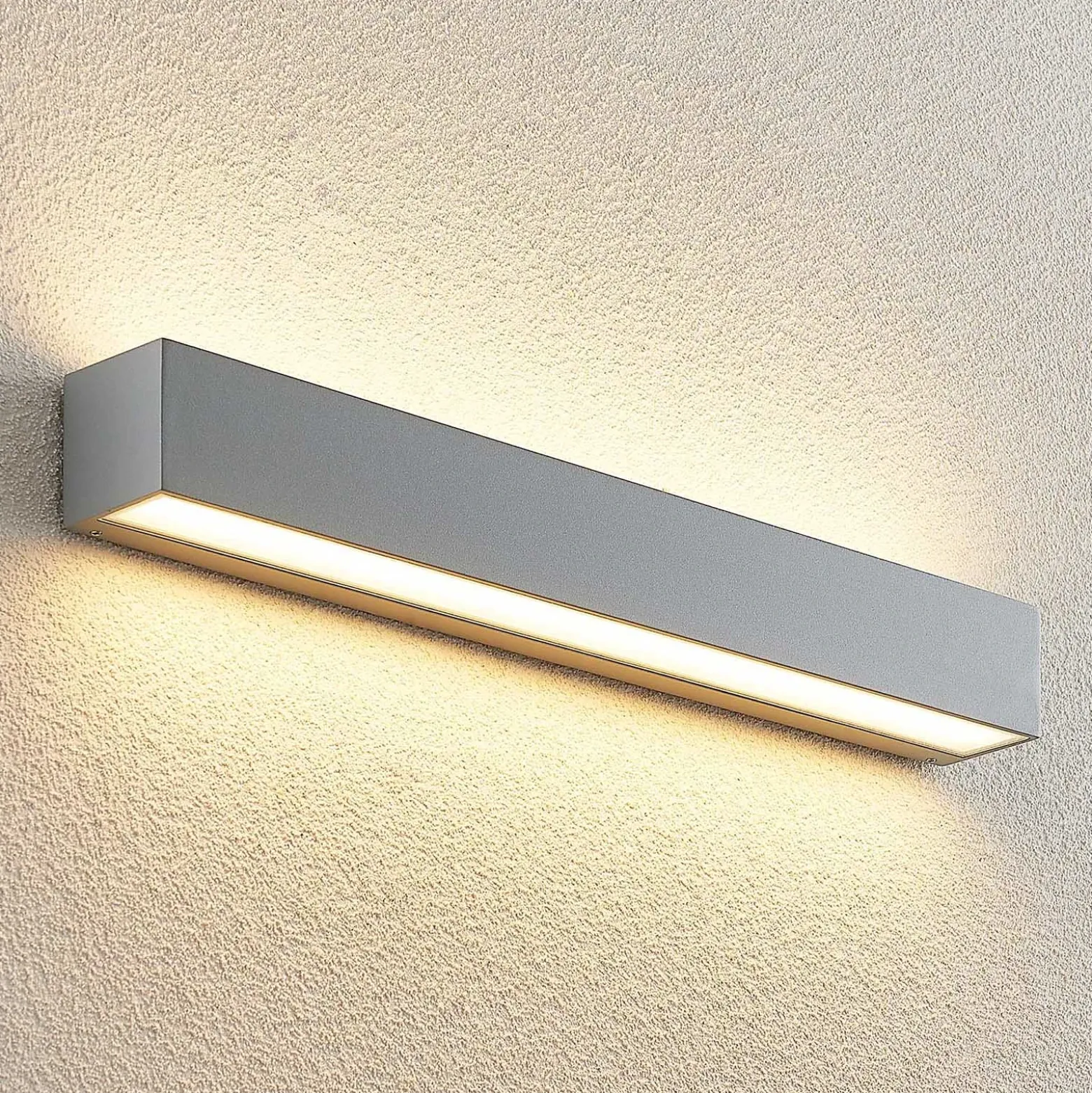 Aplique LED para exterior Lucande Lengo, 50 cm, plateada, luz hacia arriba y