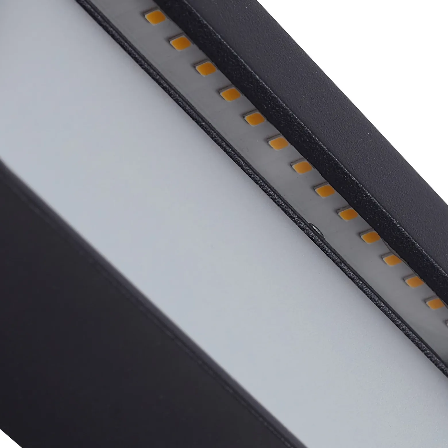 Aplique LED para exterior Lucande Tiburia, negro, aluminio