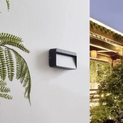 Aplique LED para exterior Lucande Tiburia, negro, aluminio