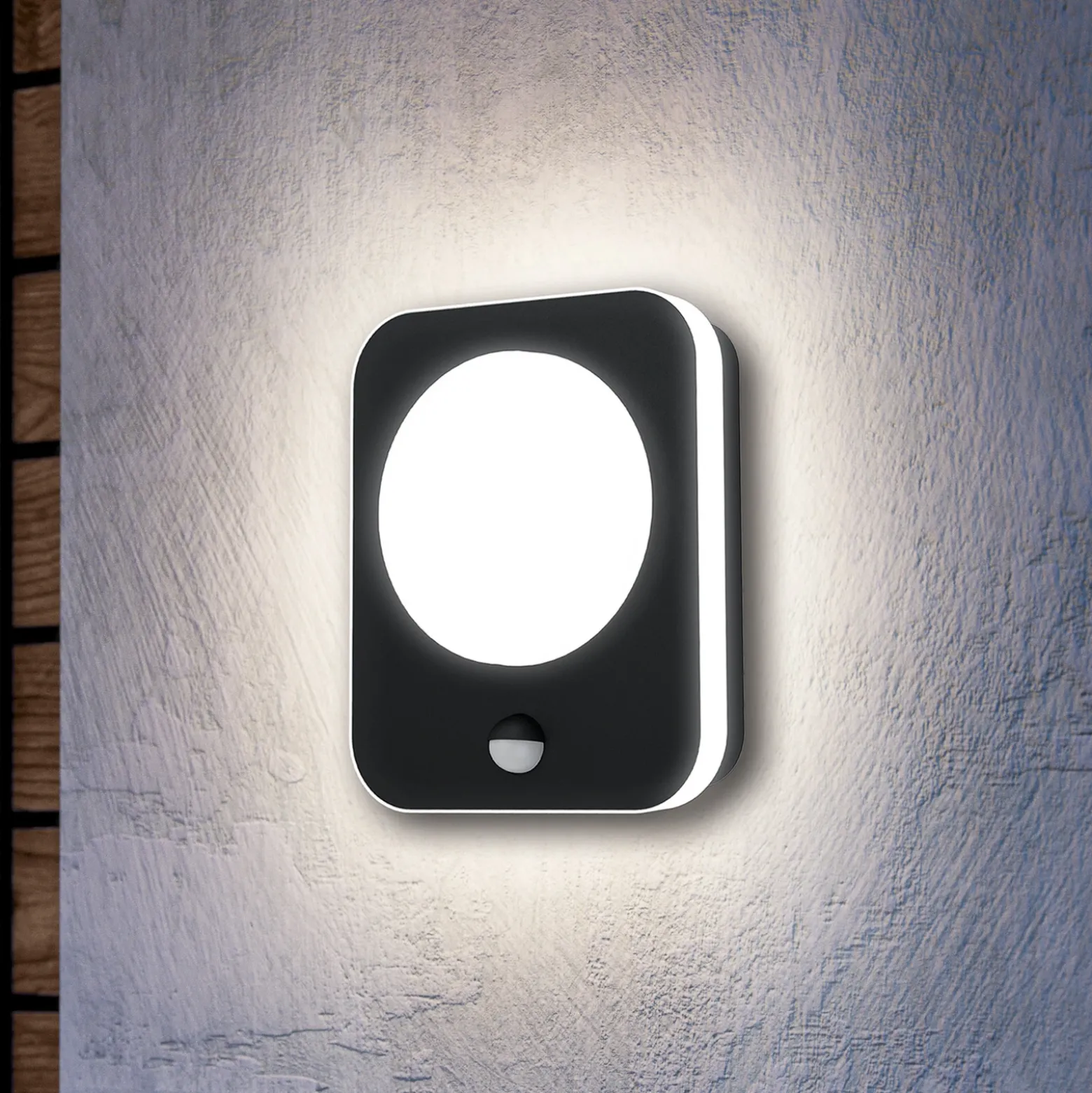 Aplique LED para exterior Madriz, negra, 23 cm de ancho, con sensor