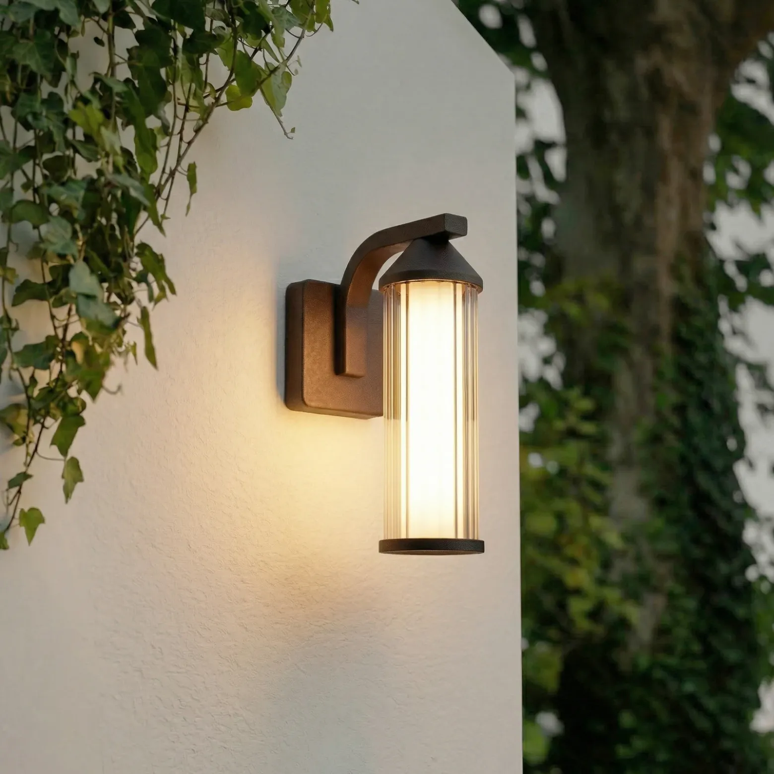 Aplique LED para exterior Neravio de Lindby, óxido, altura 26 cm, IP54