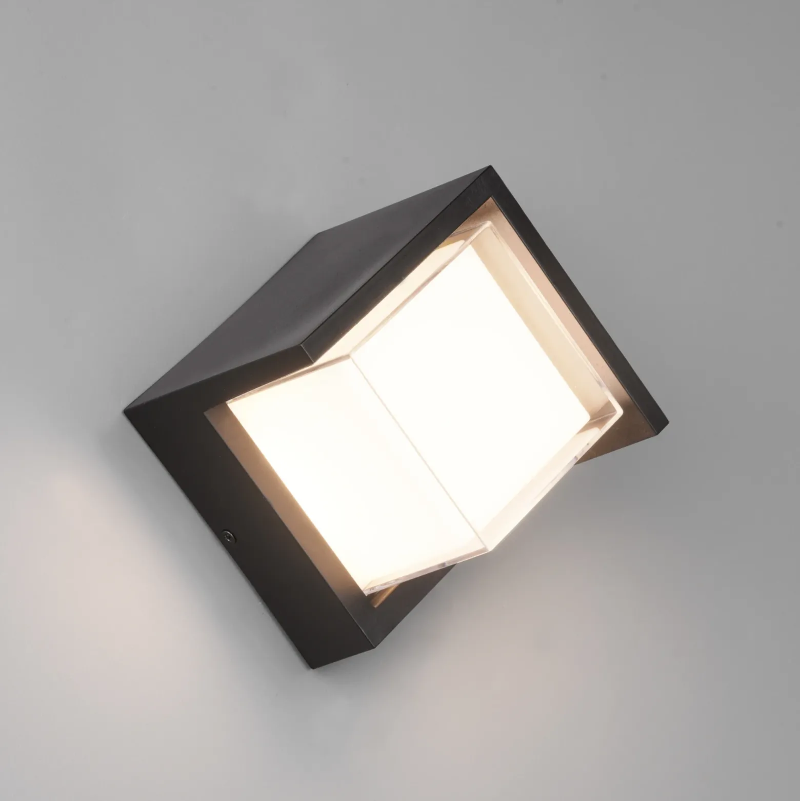 Aplique LED para exterior Puno, IP54, angular