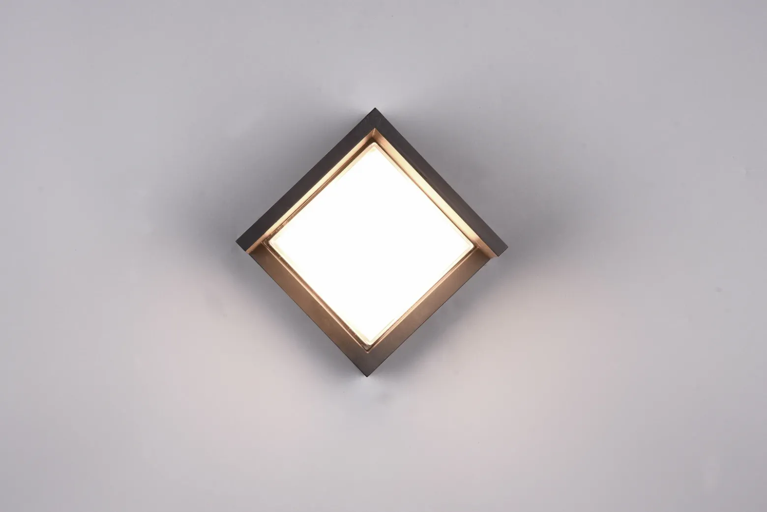 Aplique LED para exterior Puno, IP54, angular