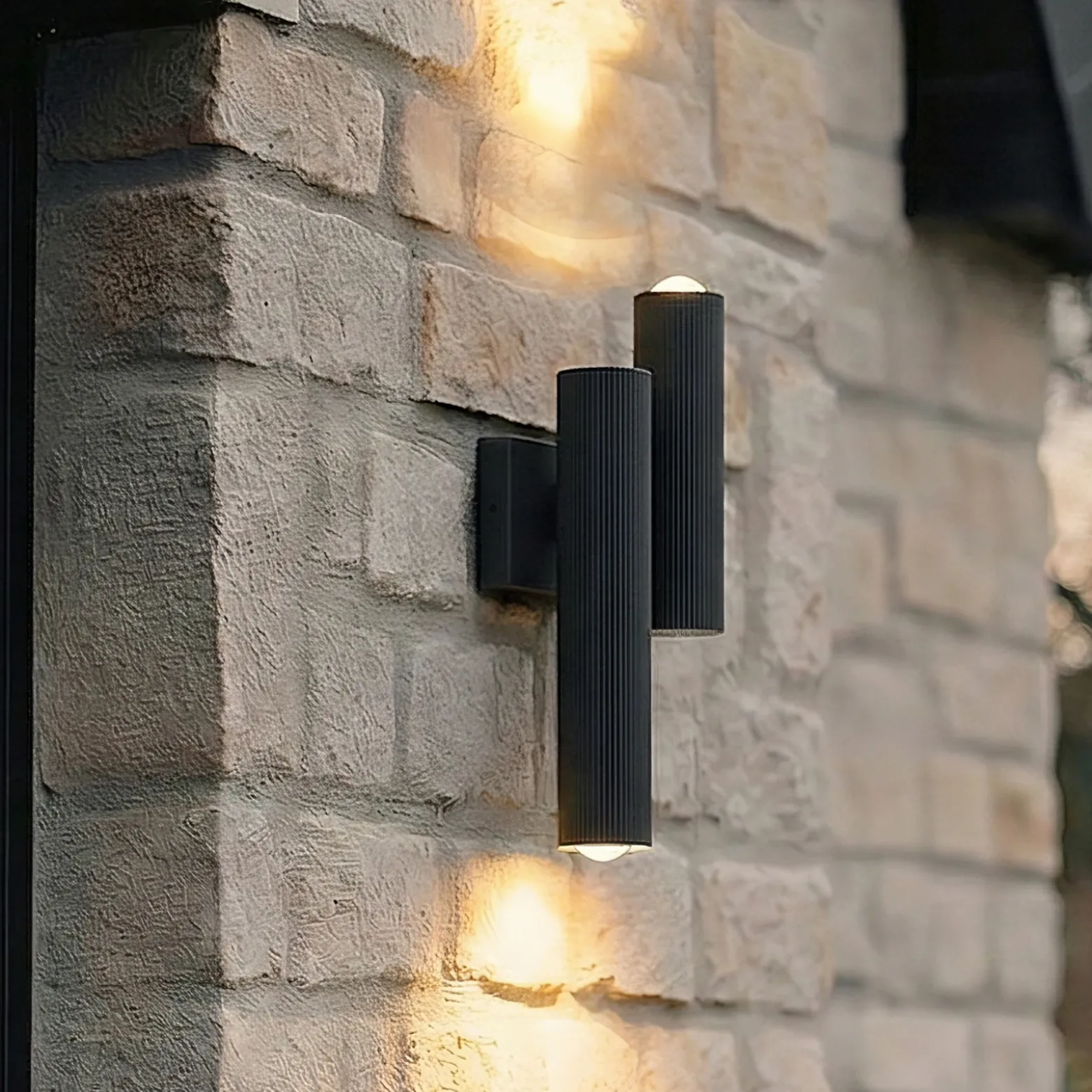 Aplique LED para exterior Torvian de Lucande, antracita, 2 luces