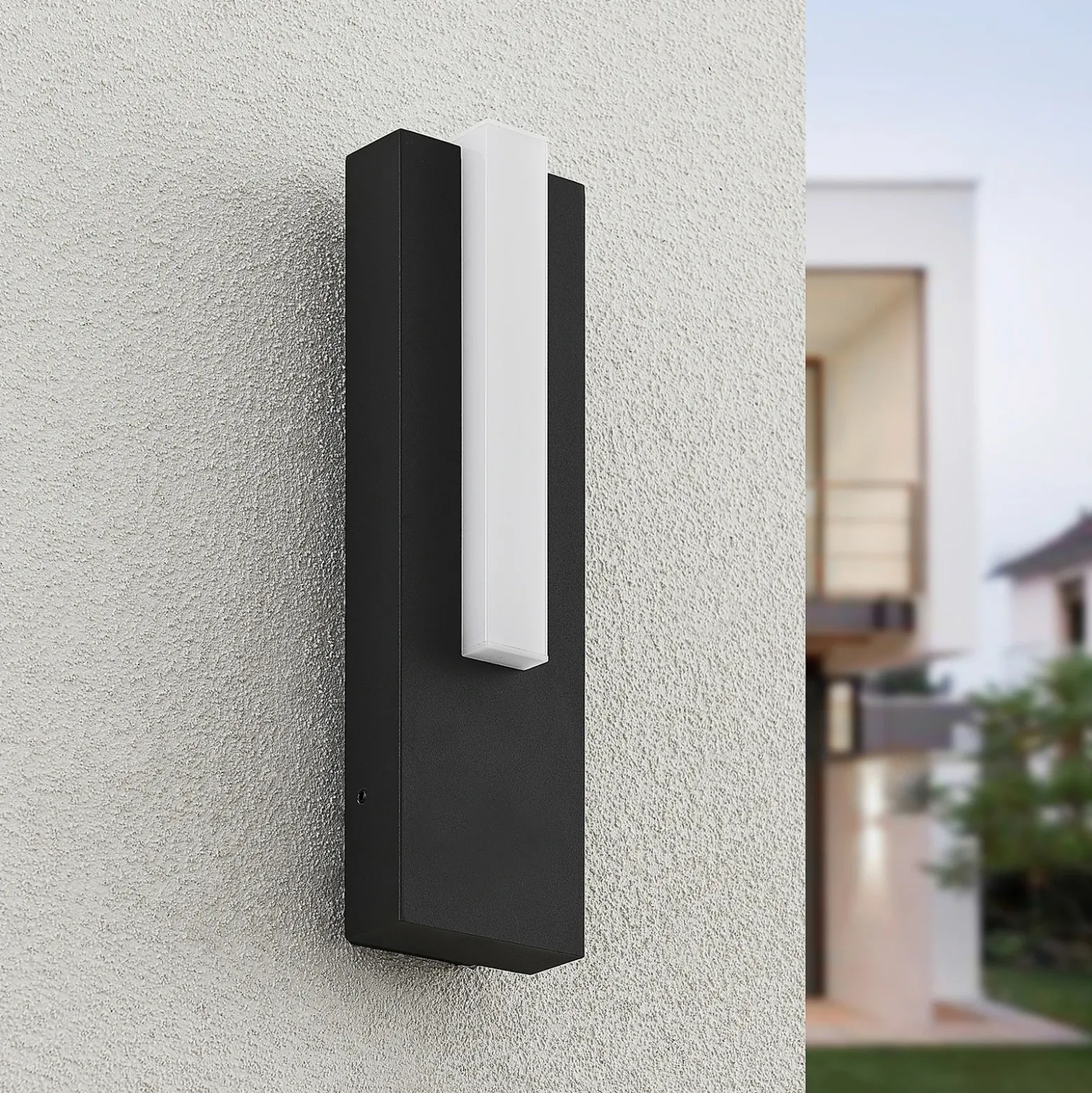 Aplique LED para exterior Virgalia de Lucande, 31 cm, antracita, IP65