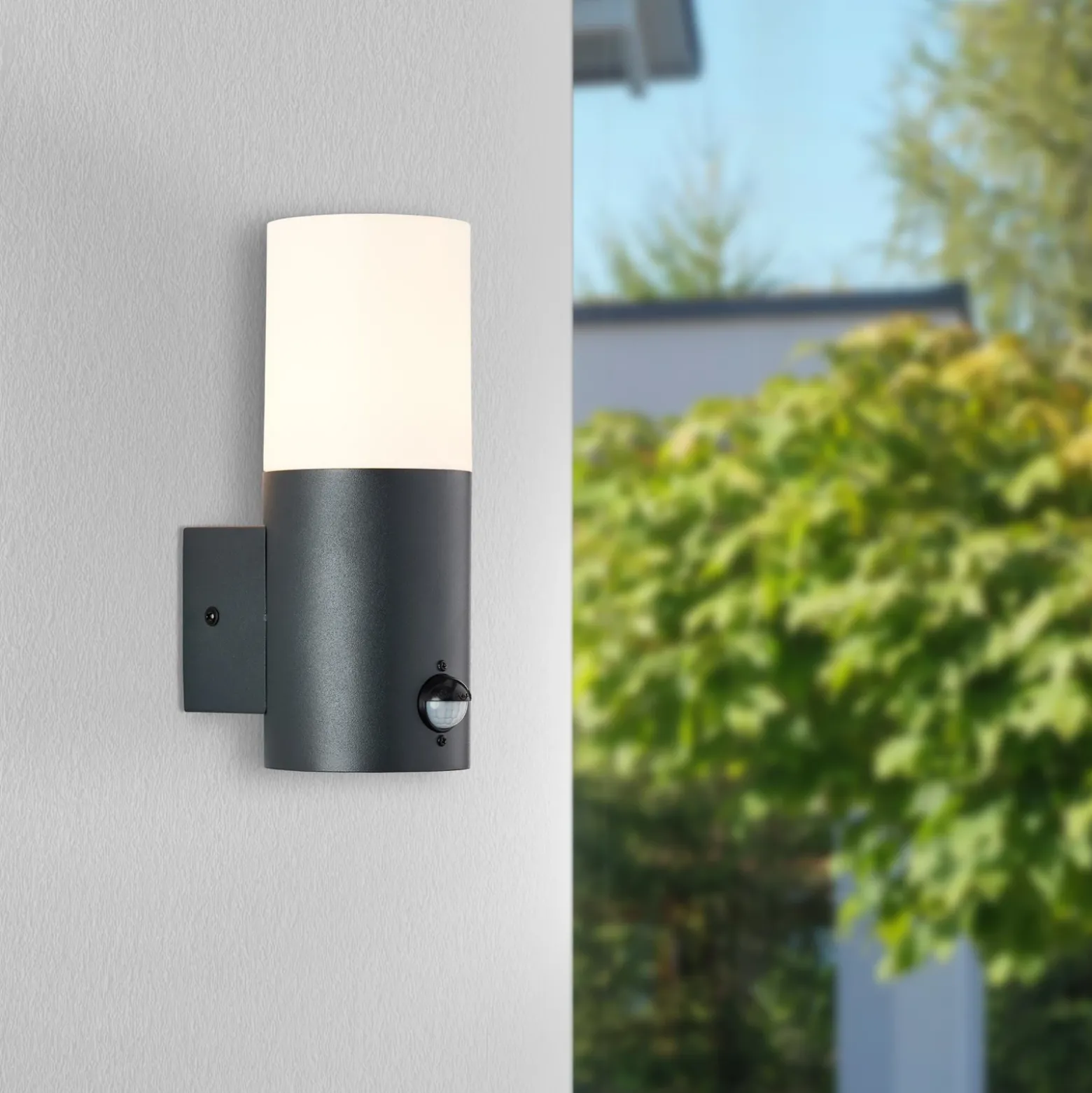 Aplique para exterior Aberdeen, sensor, altura 23,2 cm, antracita
