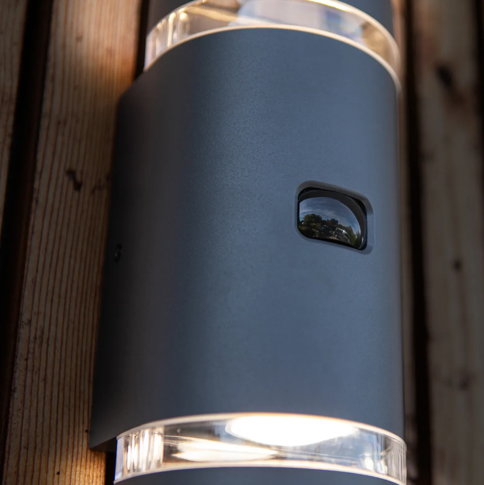 Aplique para exterior con sensor FOCUS ROUND, gris oscuro, 2 x GU10, IP44