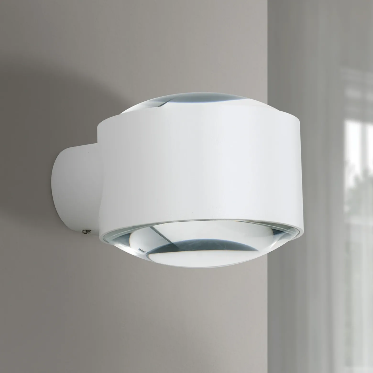 Aplique para exterior LED Tatra, blanco, Ø 10,2 cm, aluminio, arriba/abajo