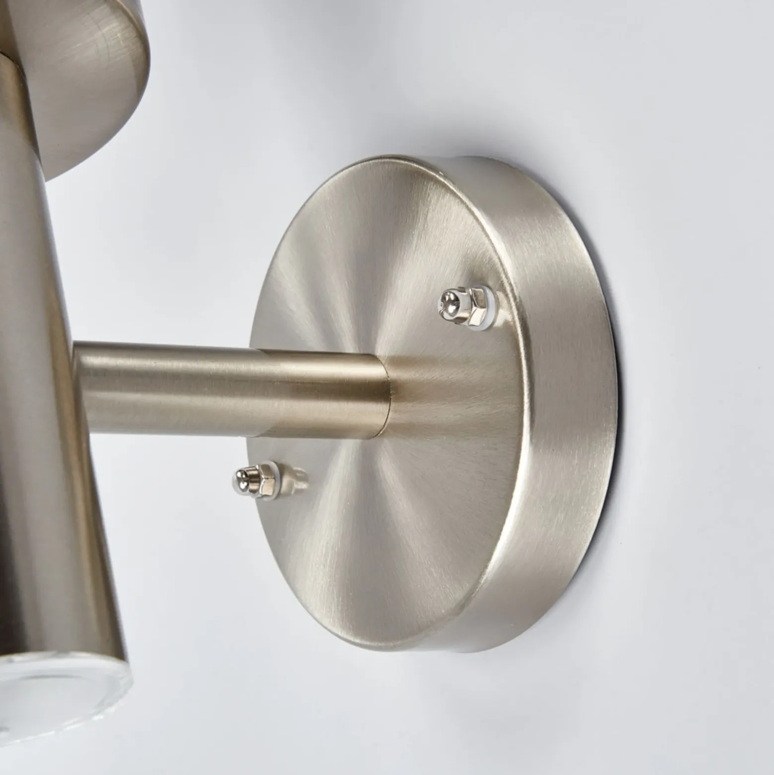 Aplique para exterior Lindby Djori, sensor, color aluminio, E27