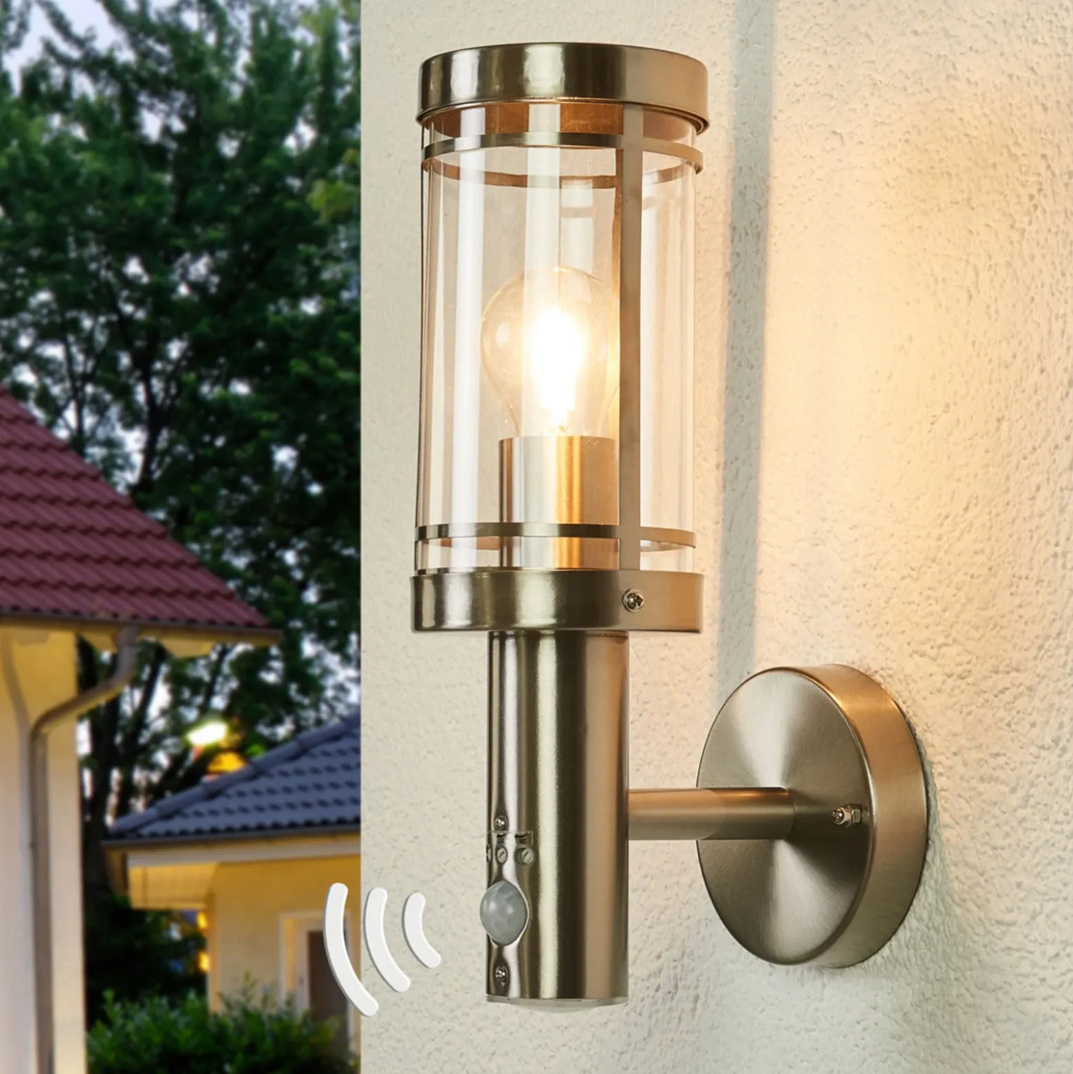 Aplique para exterior Lindby Djori, sensor, color aluminio, E27
