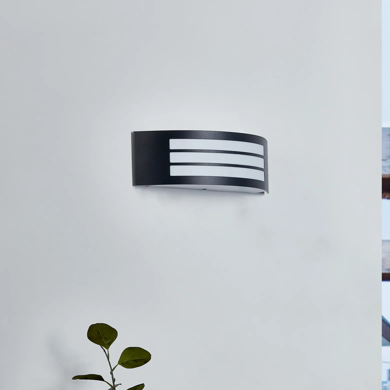 Aplique para exterior Lindby Vimal, E27, 32 cm, negro, aluminio