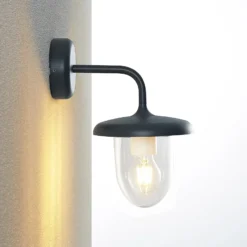 Aplique para exterior PRIOS Larkumi con portalámpara E27
