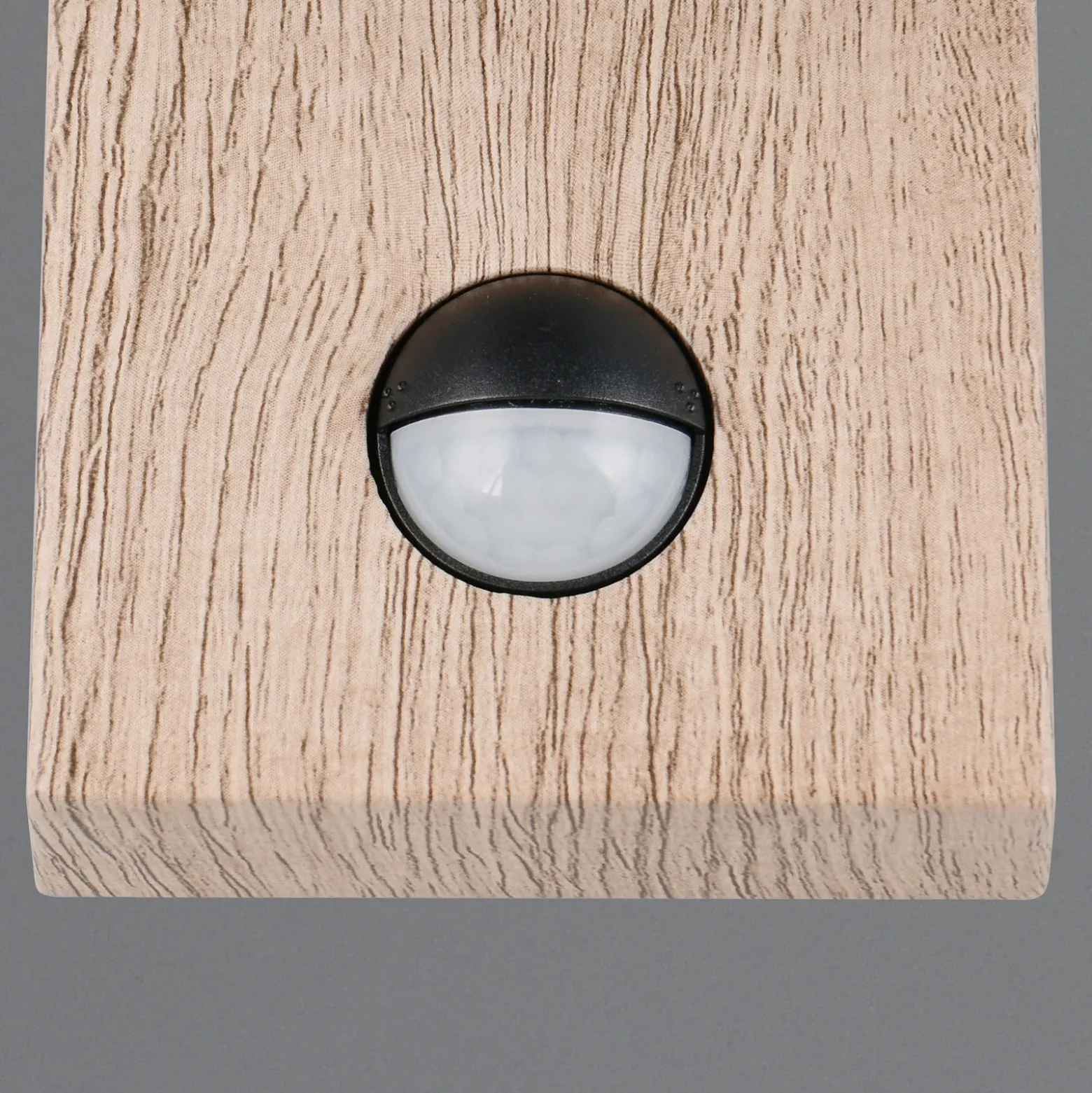 Aplique para exterior Sambesi, aspecto madera, aluminio fundido a presión,