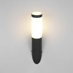 Aplique para exterior Trioto, negro mate, altura 39 cm, acero inoxidable