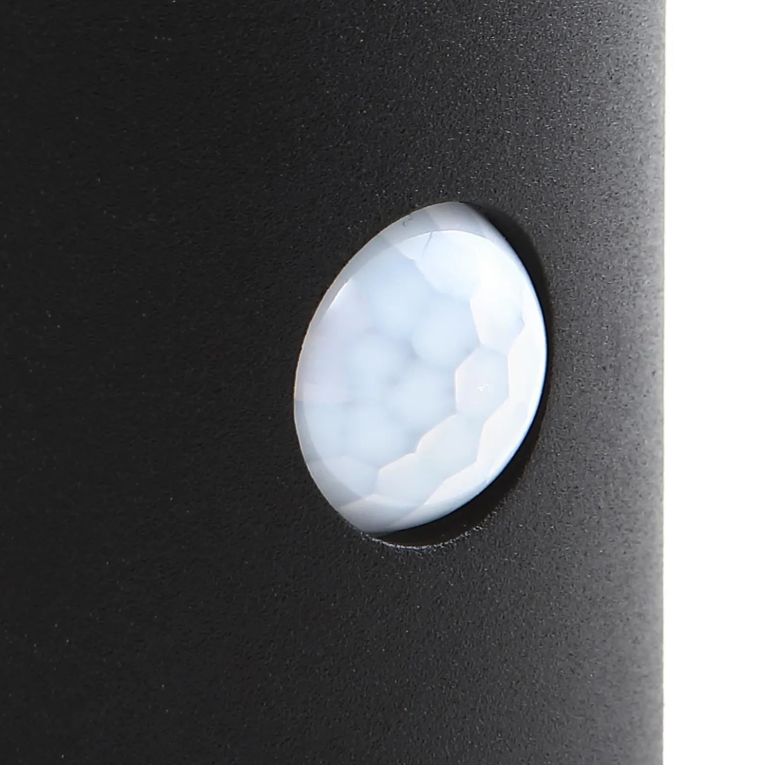 Aplique solar LED Lindby Amren, negro, ABS, sensor