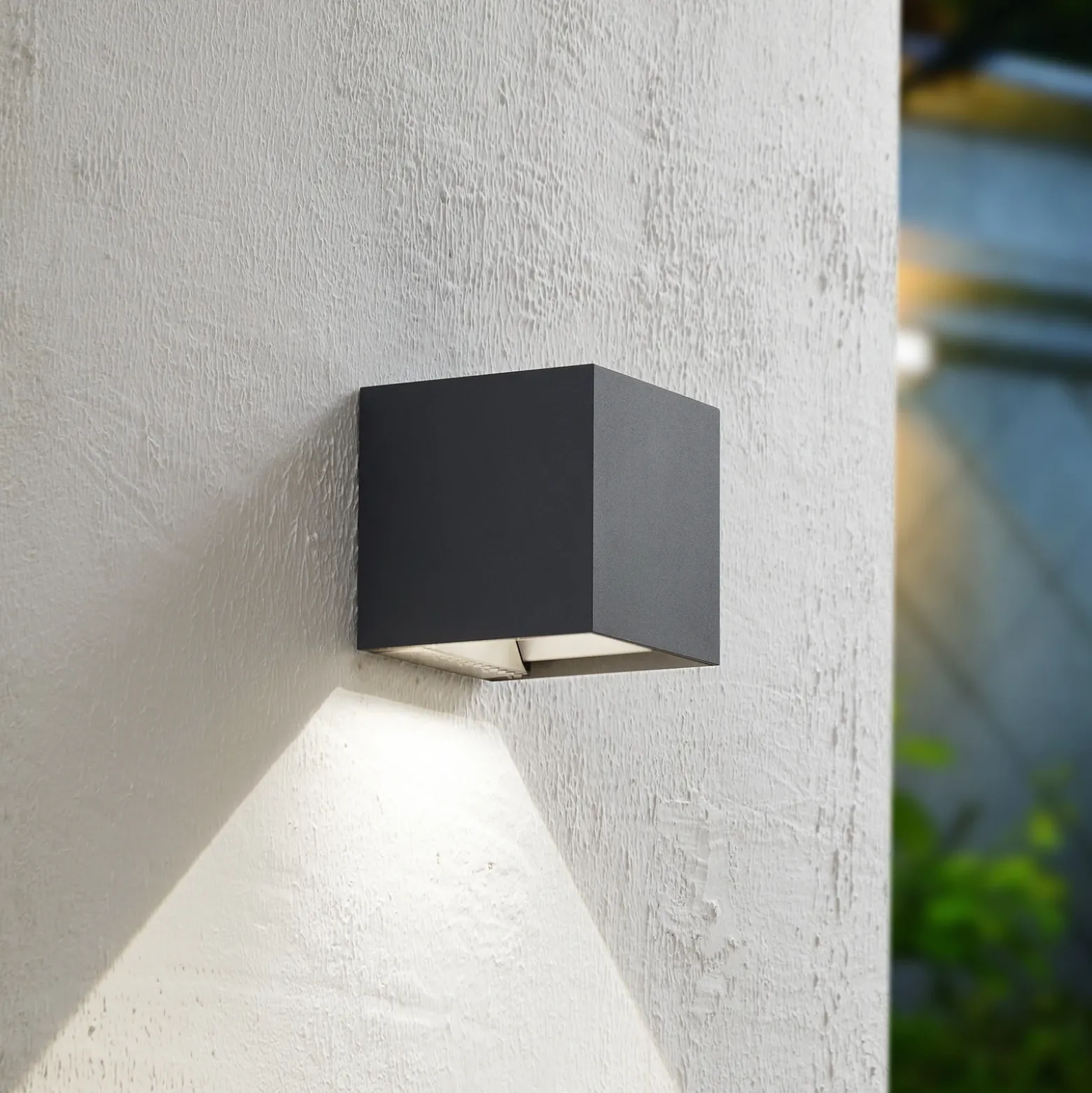 Aplique solar Prios LED Lius, altura 15 cm, detector de movimiento