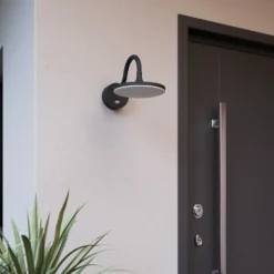 Arcchio Fineria aplique LED para exterior, sensor