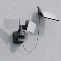 Arcchio Lissano Foco de pared LED solar con sensor