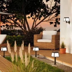 Baliza LED Altilia, altura 56 cm, negra, sensor