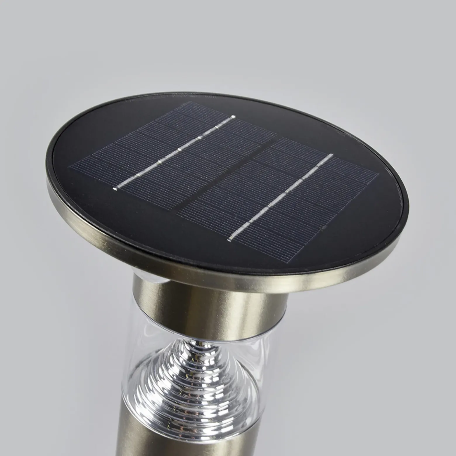Baliza LED Jalisa de 54 cm de Lindby, solar, sensor