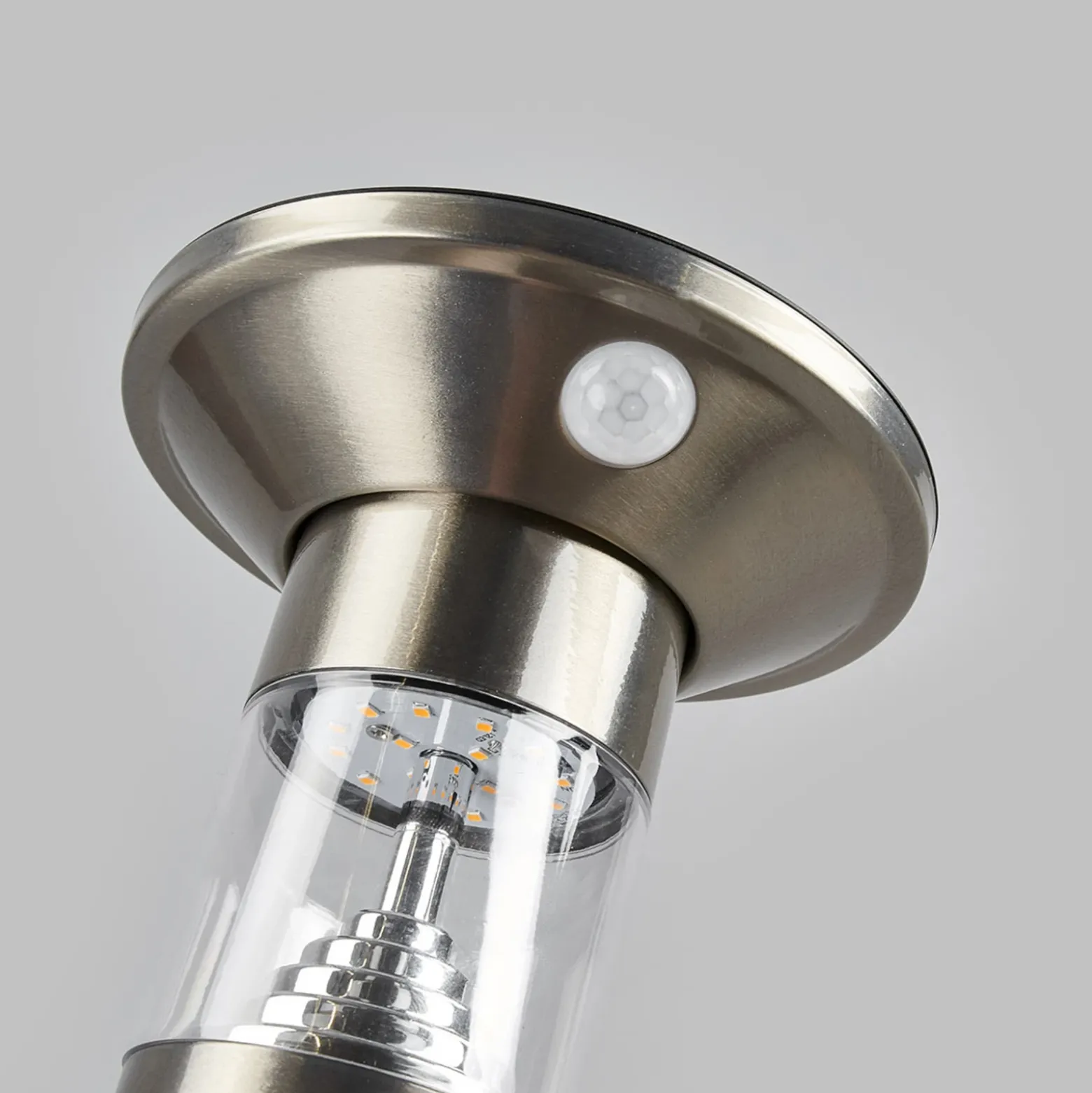 Baliza LED Jalisa de 54 cm de Lindby, solar, sensor