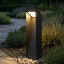 Baliza LED Lucande Louran, 55 cm, negra, luz hacia arriba y hacia abajo