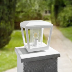 Baliza Lucande Dunia, blanca, metal, 24 cm, E27, IP54