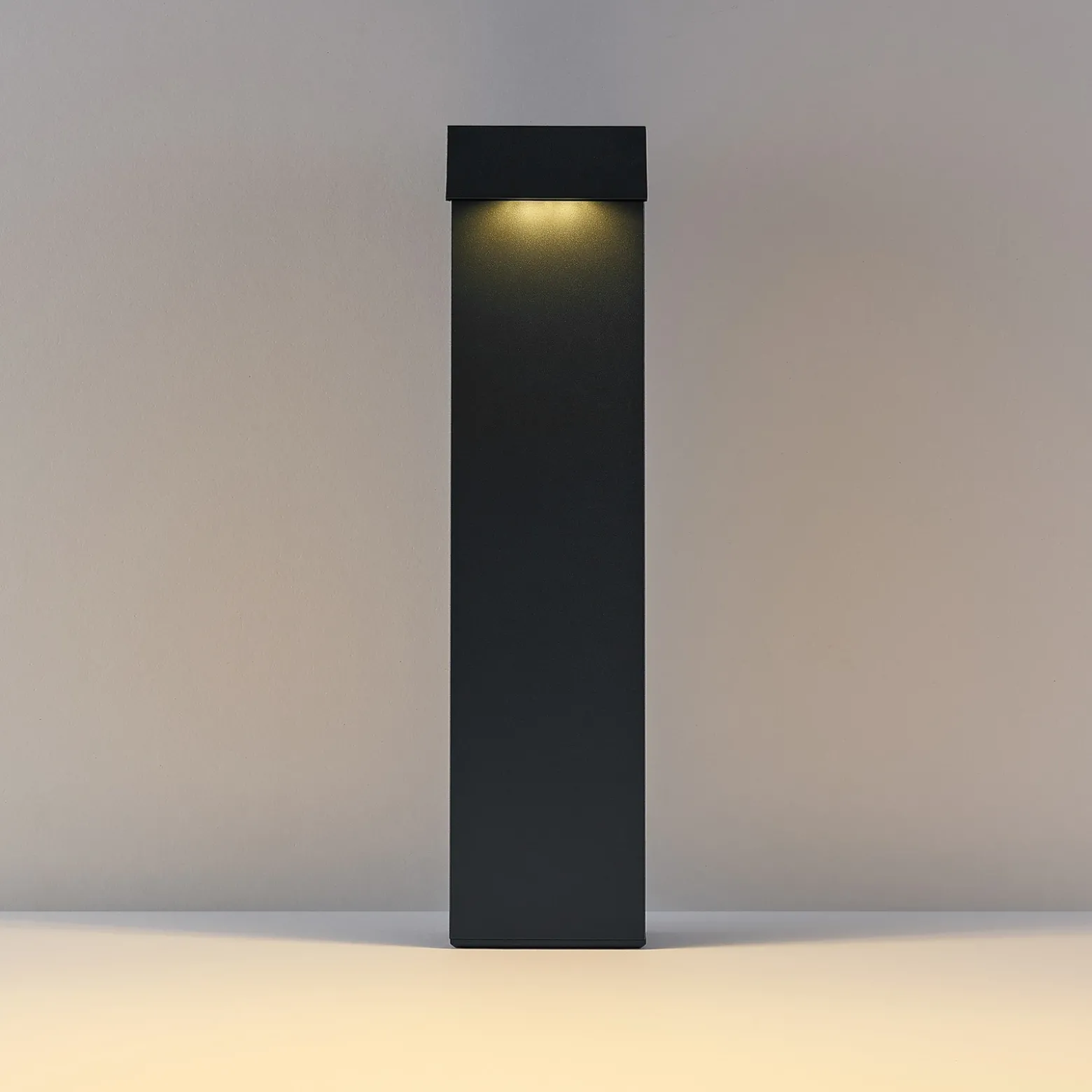 Bolardo luminoso LED ATO, altura 45 cm, DALI, antracita, IP65, metal