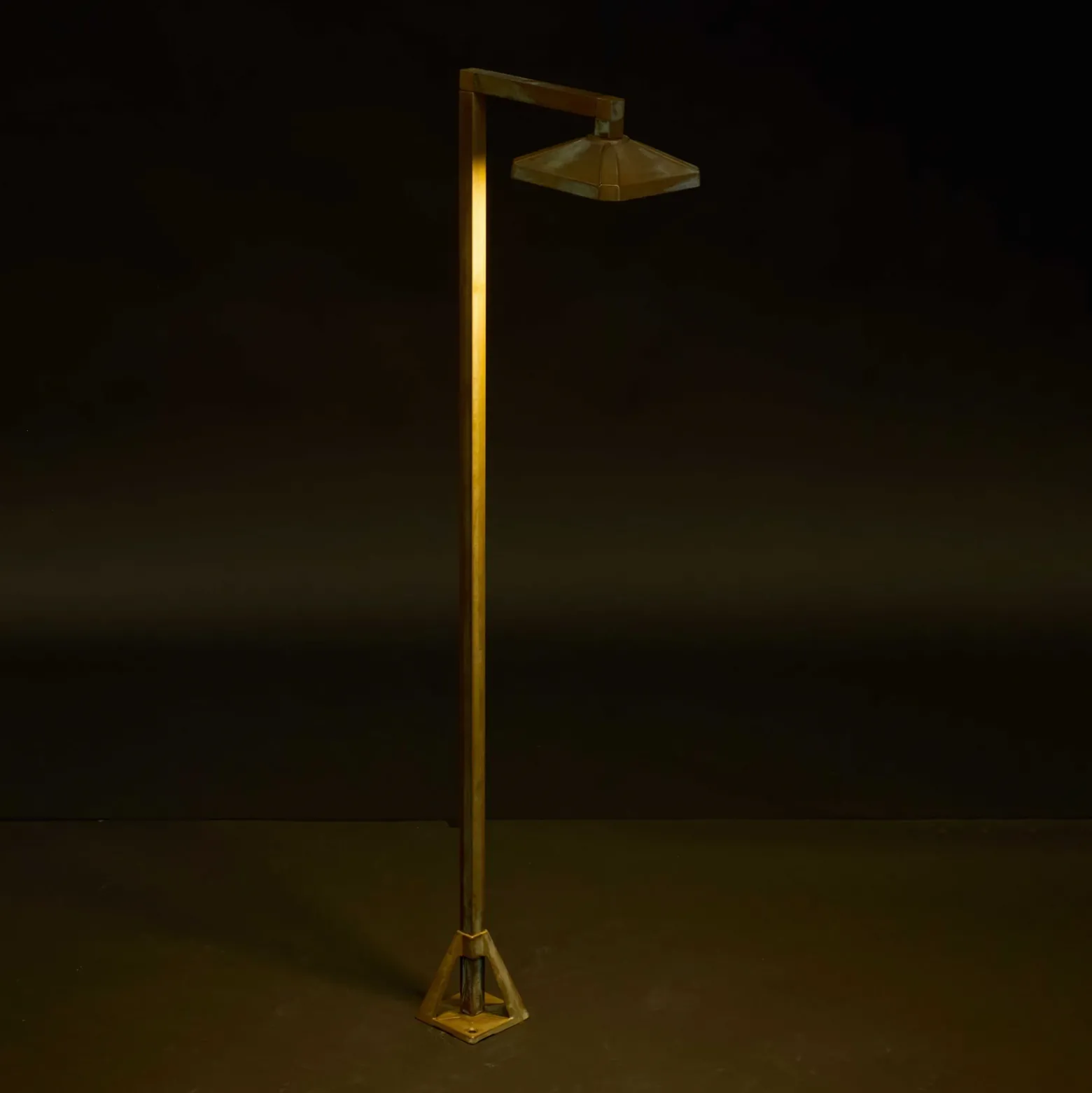 Bolardo luminoso LED Aura Frame, 80 x 19,5 cm, latón antiguo