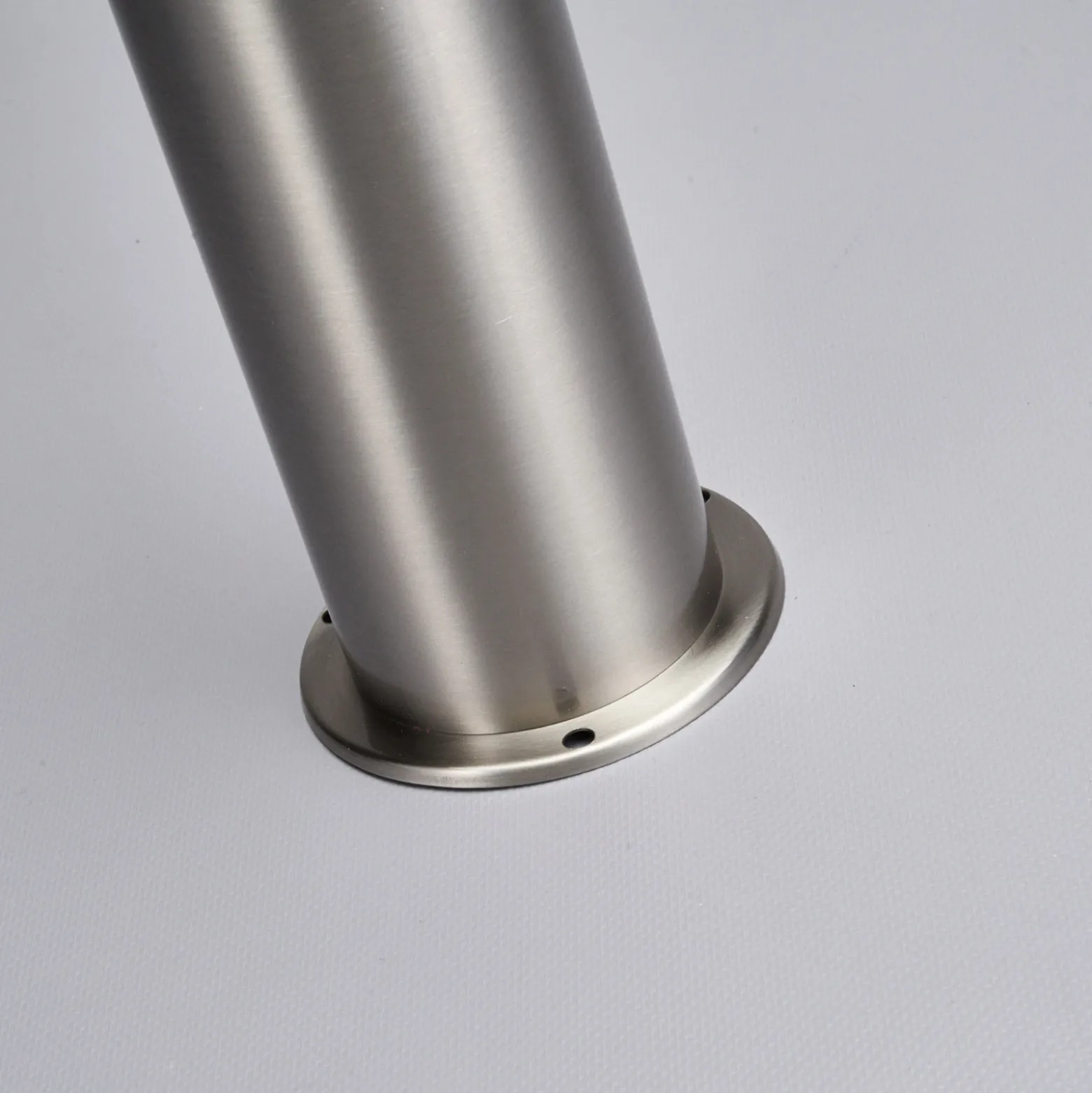 Bolardo luminoso LED Lanea de Lindby, 60 cm, gris, sensor, IP44