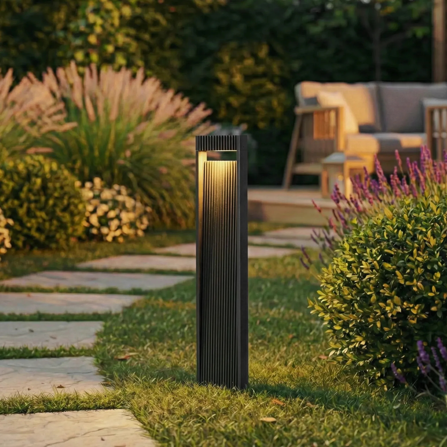 Bolardo luminoso LED Lucande Tavion, 80 cm, antracita, IP65