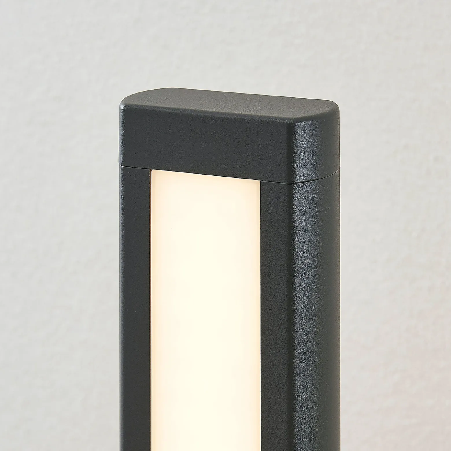 Bolardo luminoso LED Mhairi de Lucande, angular, antracita, 100 cm