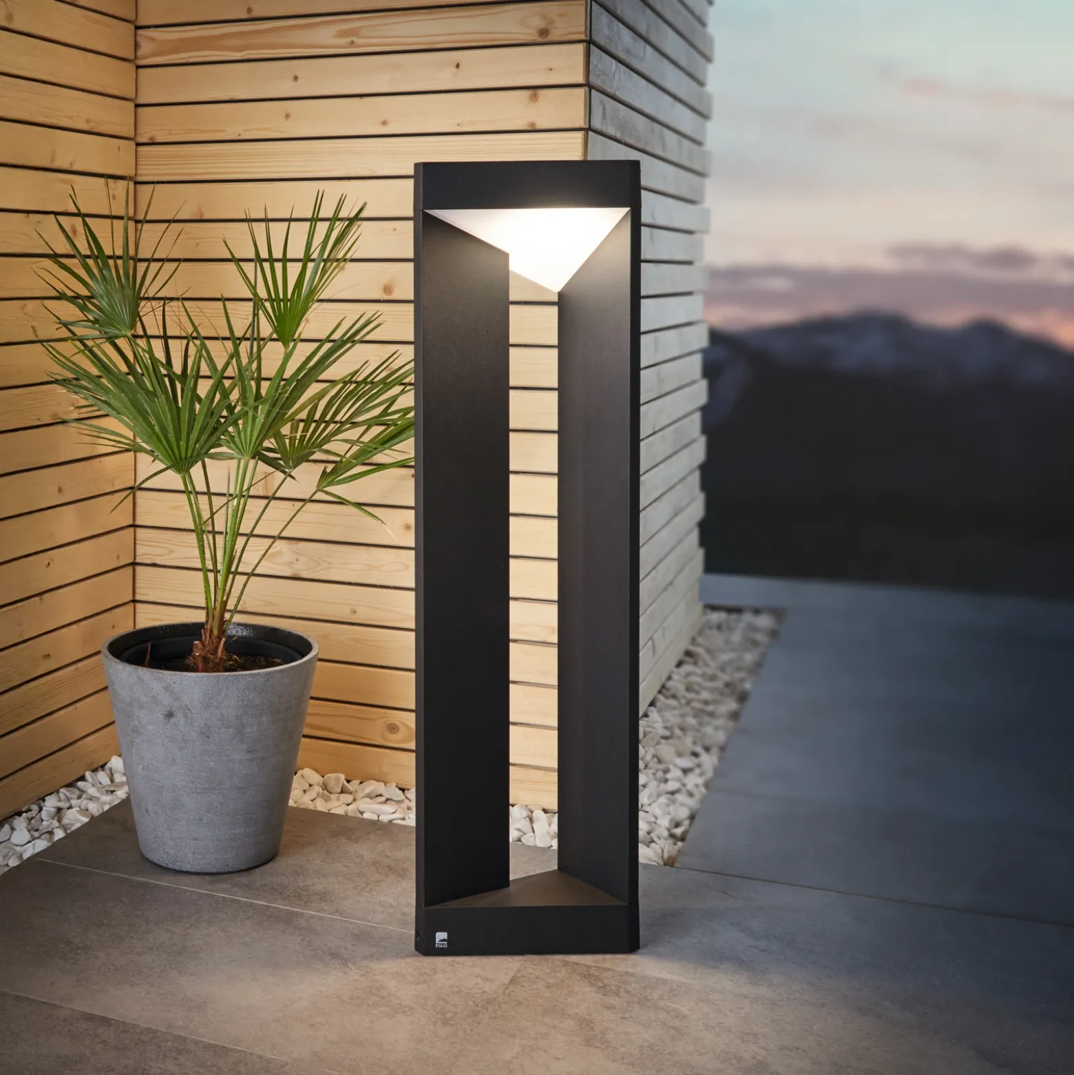 Bolardo luminoso LED Nembro IP54, aluminio fundido