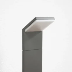 Bolardo luminoso LED Nevio de Lucande, antracita, metal, 100 cm