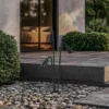 Bolardo luminoso Lindby Sorvete, negro, metal, 3 luces, 83 cm
