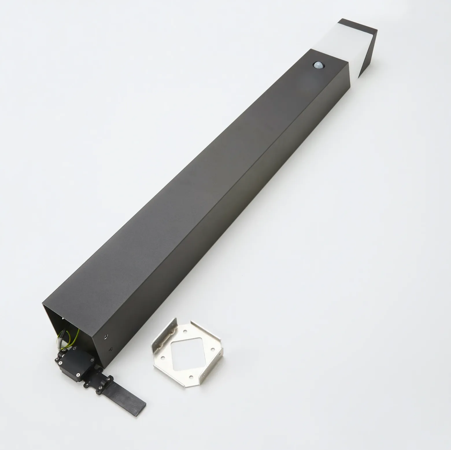 Bolardo luminoso Lucande Kiran, 100 cm, con sensor, gris, IP44, E27