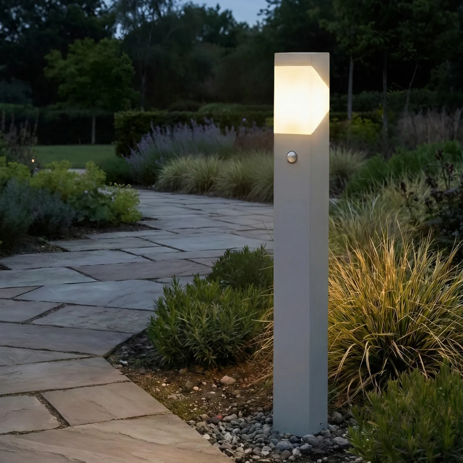 Bolardo luminoso Lucande Kiran, 100 cm, con sensor, gris claro, IP44
