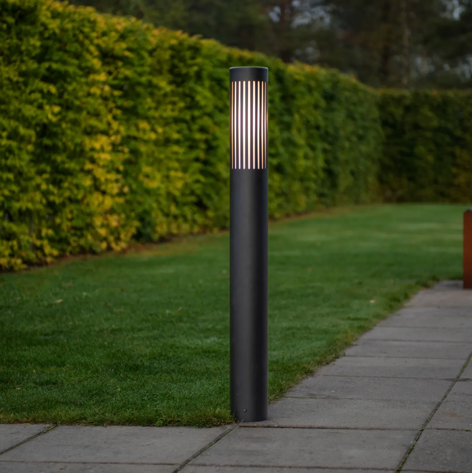Bolardo luminoso Pistoia, negro, altura 95 cm, metal, IP54