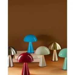 Bonita lámpara de mesa LED Mush, níquel, IP44, atenuable