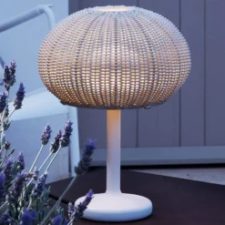 Bover Garota Mini lámpara de mesa de exterior LED