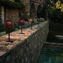 Bover lámpara sobremuro LED Atticus, altura 50 cm, marrón grafito/marrón